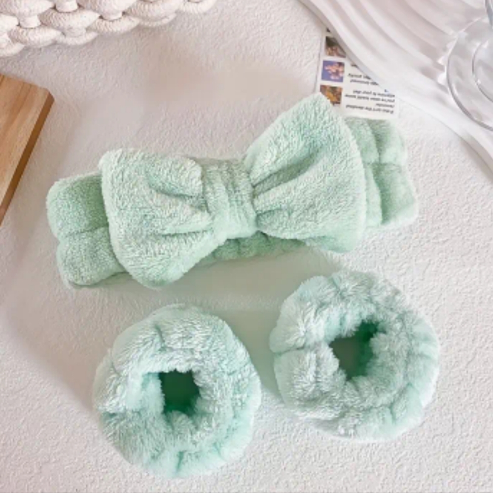 Headband & Wrist Towel Bands for facial cleansing routine!